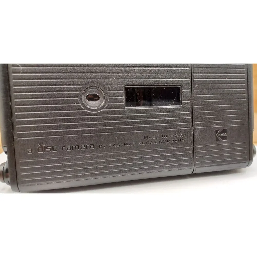 Vintage Kodak Disc 6100 “Close-Up Lens” Legacy Disc Film Camera UNTESTED